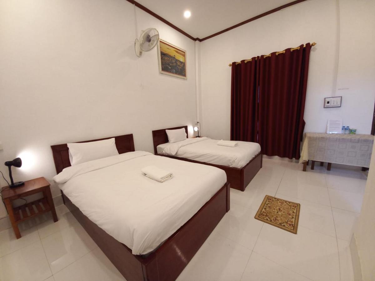 Sipanya Guesthouse Muang Phônsavan Exterior foto